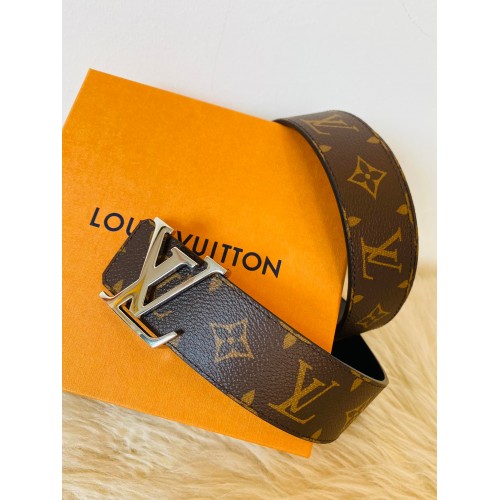 Louis Vuitton M9821S LV Initiales 40MM Brown Reversible 100CM